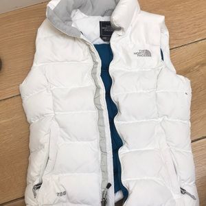 White north face vest